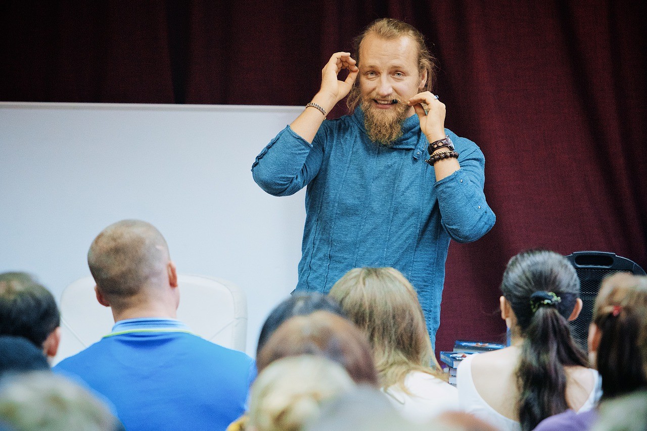 Дмитрий Троцкий: «Хочешь быть счастливым, будь им. И никакой инструкции не прилагается…» Дмитрий Троцкий: «Хочешь быть счастливым, будь им. И никакой инструкции не прилагается…»